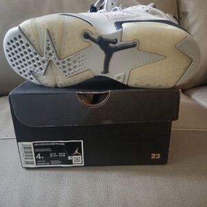 (Youth) Jordan 6 Retro in Gray and Blue